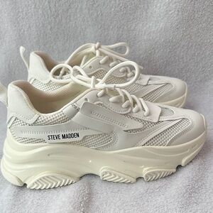 Steve Madden Cream Women's Platform Sneakers size 7.5